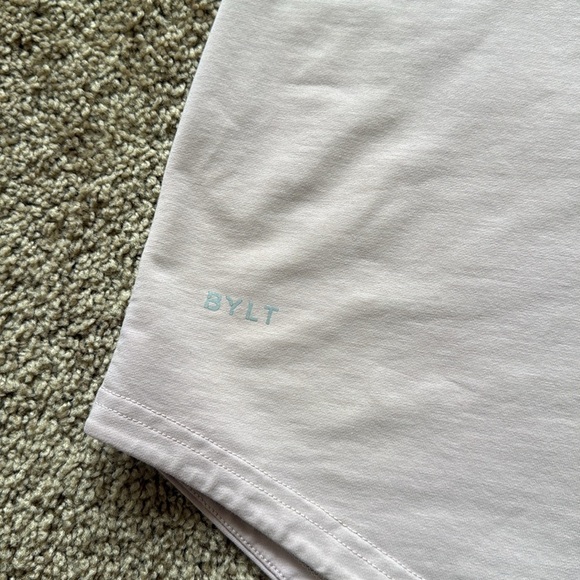 Bylt Basics Curve Hem Lux Short Sleeve Gym T Shirt Light Pink - Picture 6 of 9